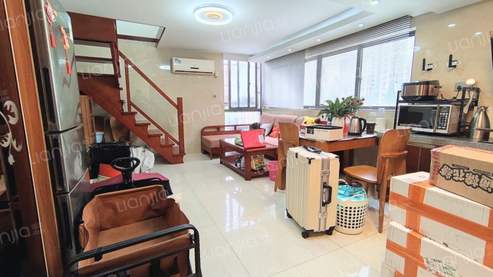 学苑大厦二手房实景图