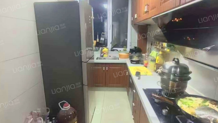 北京界汇元京品小区大两居，精装修，全天有阳光户型好-厨房