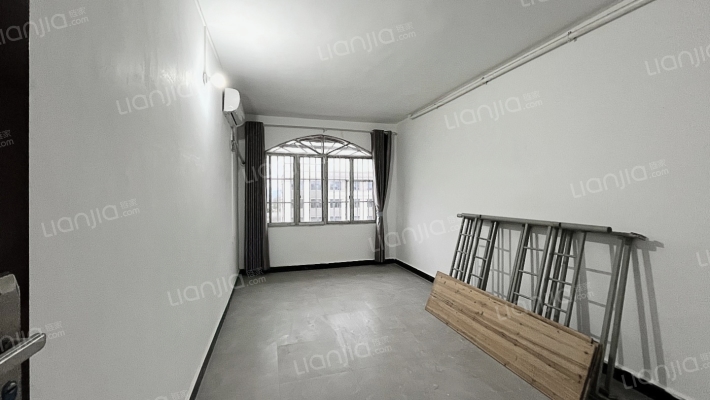 庙岭农贸市场二手房实景图