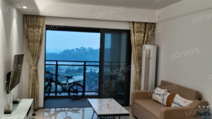 融创春风岭南二手房实景图