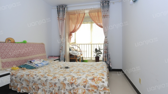 南铁苑小区东区二手房实景图