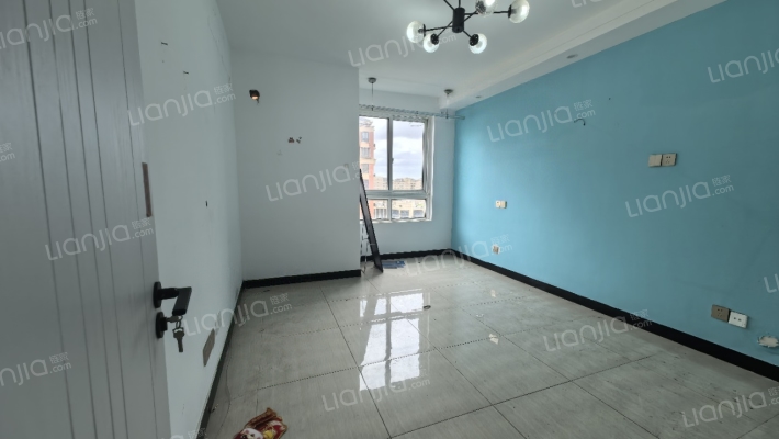 金色郦苑二手房实景图