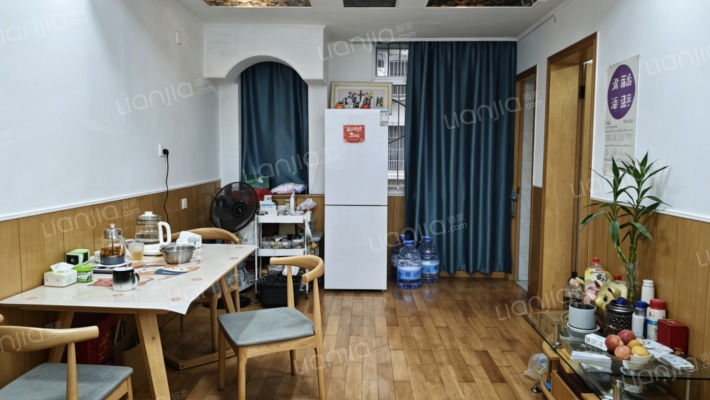 卧湖路56号二手房实景图