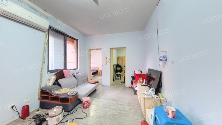 育红新景园二手房实景图