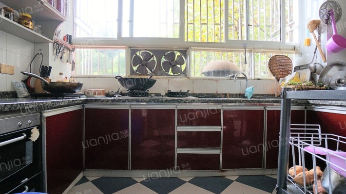 紫荆名苑 领包即可入住 大户型 错层设计 动静分区-厨房