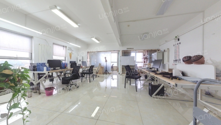 亨源通世纪广场二手房实景图