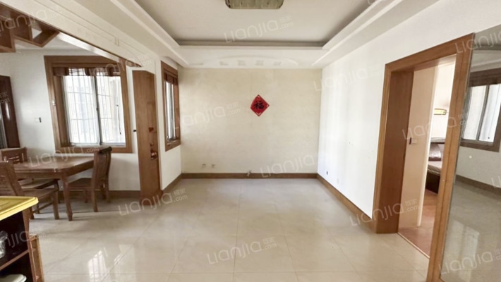 红兰花园南区二手房实景图