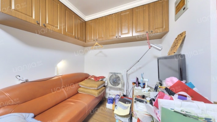 淞虹公寓二手房实景图