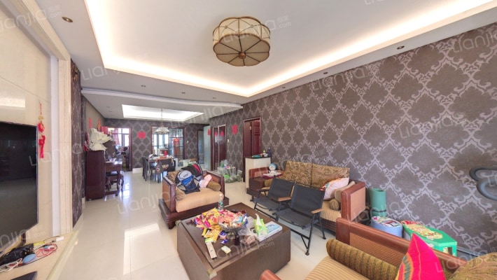 蓝天华都苑二手房实景图