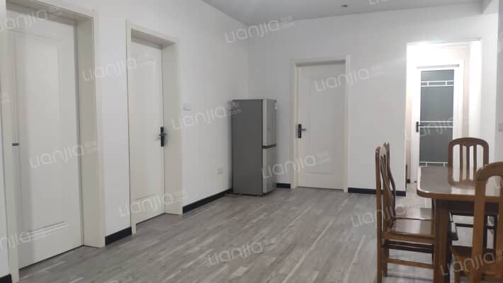 嘉瑞家园二手房实景图