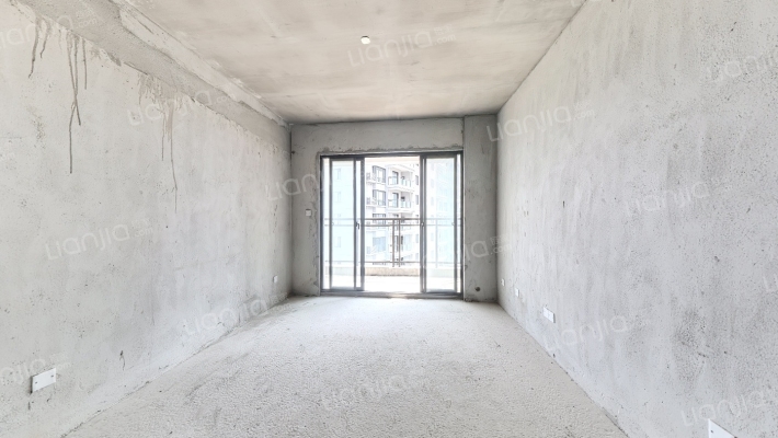 四季绿洲二手房实景图