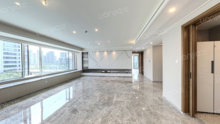 栖江揽月轩二手房实景图