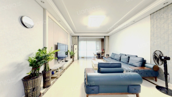 翡翠绿洲泊郡二手房实景图