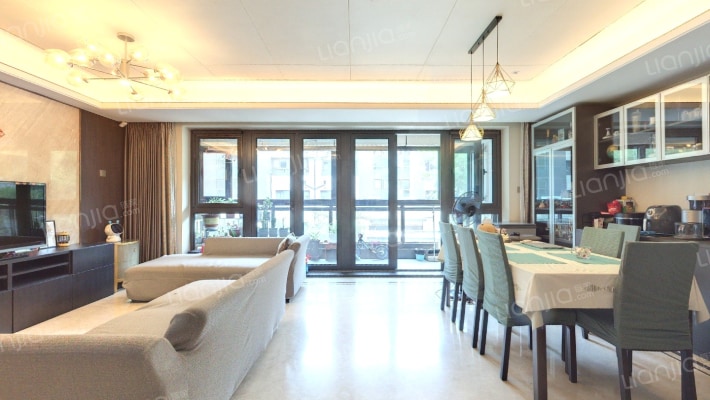 翡翠四季B区二手房实景图