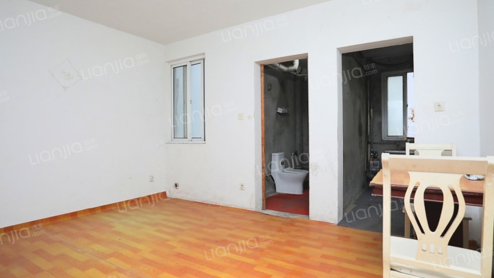 富润华庭三区二手房实景图