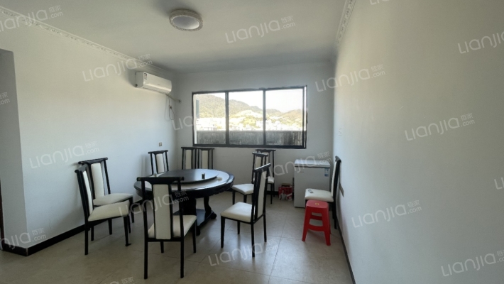 老爹广场二手房实景图