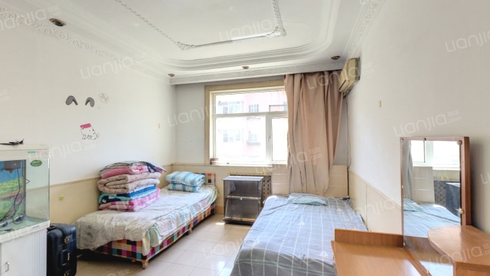 山西省化工轻工公司宿舍治安小区二手房实景图