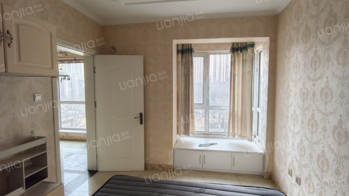 琉璃河检查站旁  三利一期 精装两居 百米楼间距-卧室A