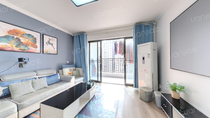 绿地之窗二手房实景图