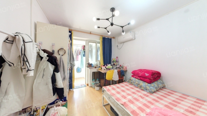 市政物业小区二手房实景图