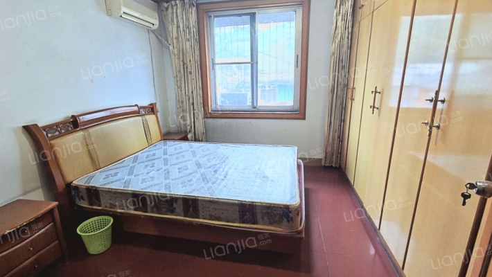 地龙箐路7号二手房实景图