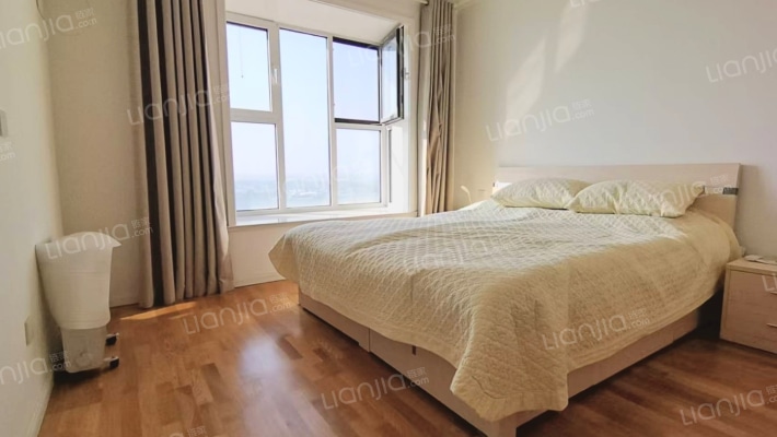 涿州城西 农大人才家园152平大三居 2梯2户精装修出售-卧室A