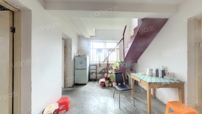 毓秀家园二手房实景图