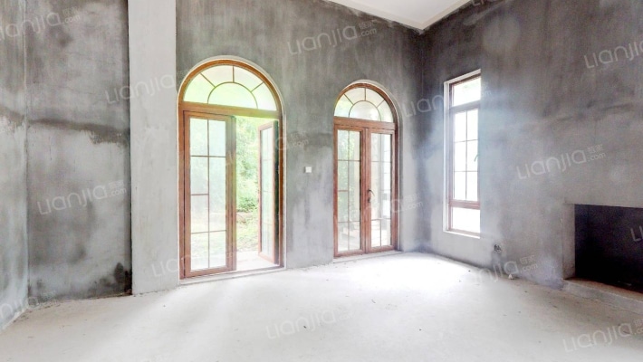 蔚蓝海岸别墅二手房实景图