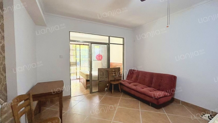 山泉海二手房实景图