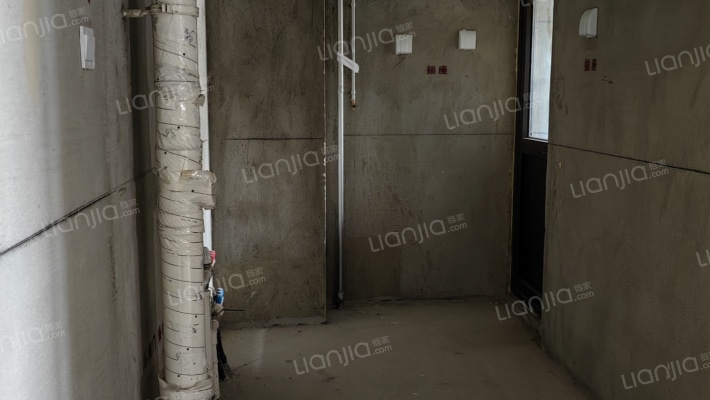 中间楼层房子集中供暖.坡地园林-厨房