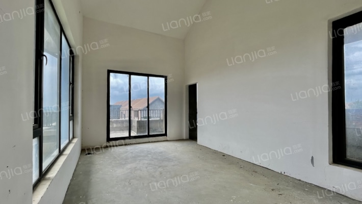 白晶谷5组团二手房实景图