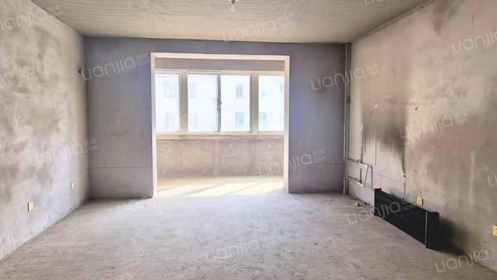 南北通透好户型，板楼好楼层，物探单位房人群素质高-客厅