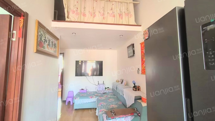 中荣金水国际花园B区二手房实景图