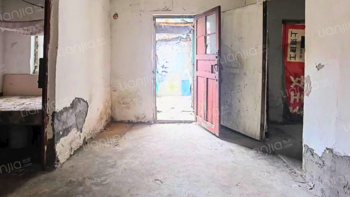 晓翁村二手房实景图