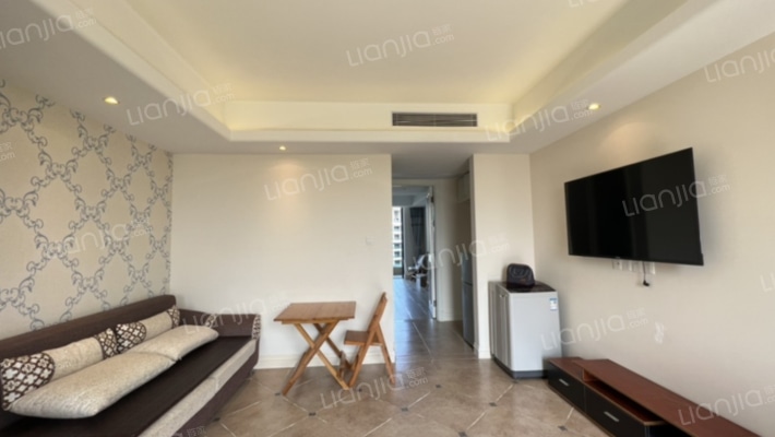 绿城蓝湾小镇·棕榈苑二手房实景图