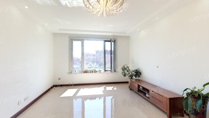 世纪景苑二手房实景图