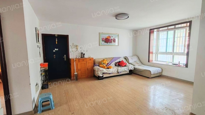 锦城佳苑二手房实景图