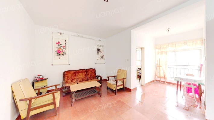 向东南路小区二手房实景图