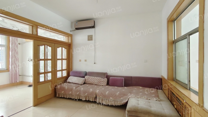 华银小区二手房实景图