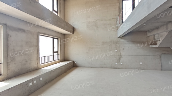 远洋塔河湾二手房实景图