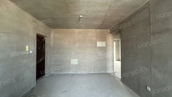 怡安馨居二手房实景图