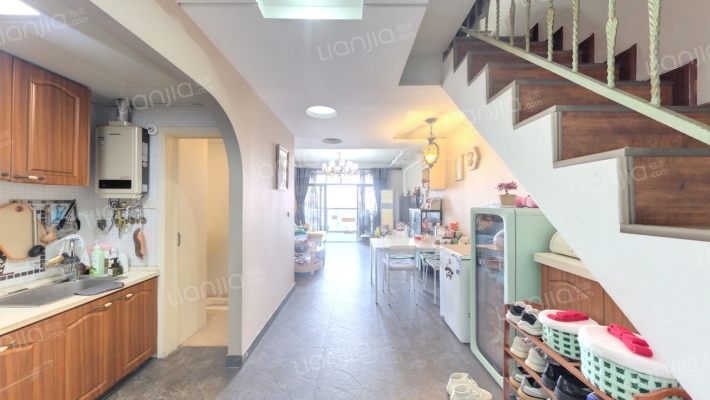 围城国际二手房实景图