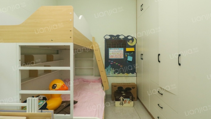 滨江路电梯精装2房，带中 央空调，直接拎包入住-卧室A