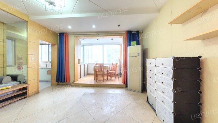 江畔明珠广场二手房实景图