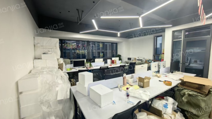 麒龙CBD中心二手房实景图