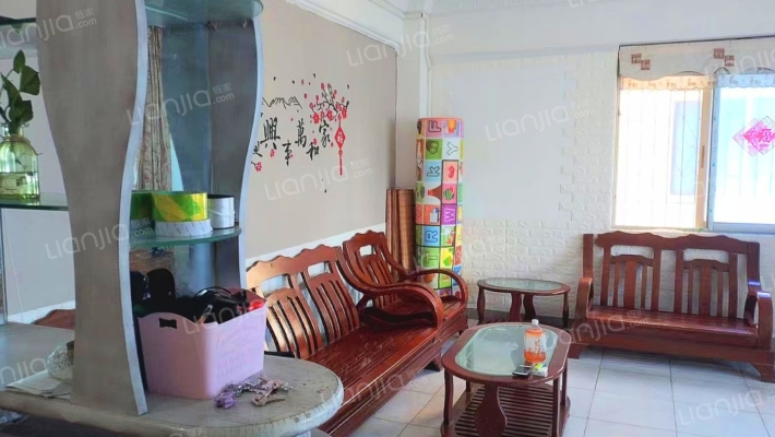 海南省海口技师学院二手房实景图