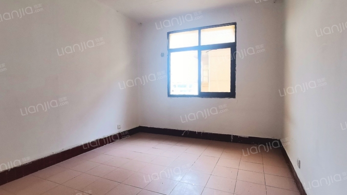 海埂路二手房实景图