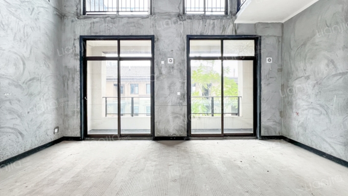 联发龙洲湾1号二期二手房实景图