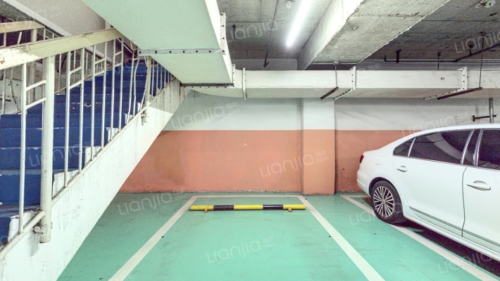 中海城香克林二手房实景图