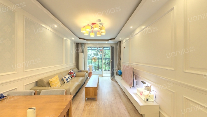 百合湾东区二手房实景图